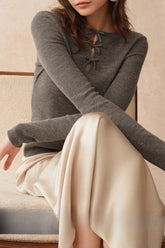 Elegant Bowknot Cutout Wool Knit Base Layer