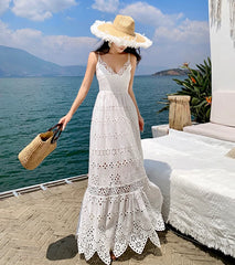 Deep V-neck Sleeveless Hollow Out Lace Boho Dress