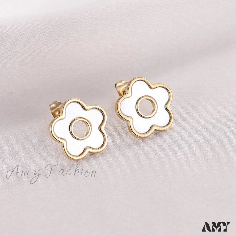 14K Gold Mini Flower Shape Stud Earrings