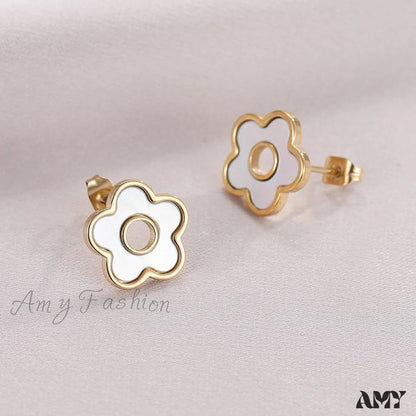 14K Gold Mini Flower Shape Stud Earrings