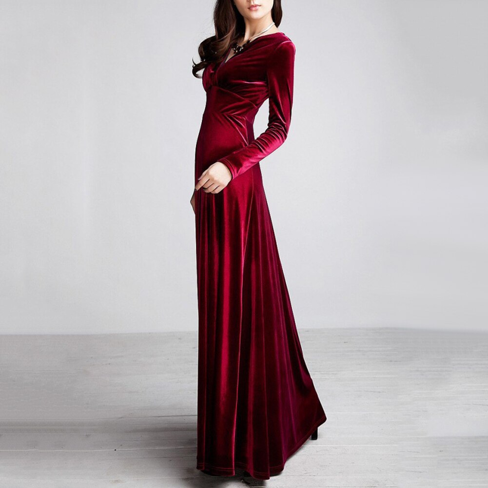 Amy Fashion - V Neck Pleated Velvet Banquet Maxi Dress