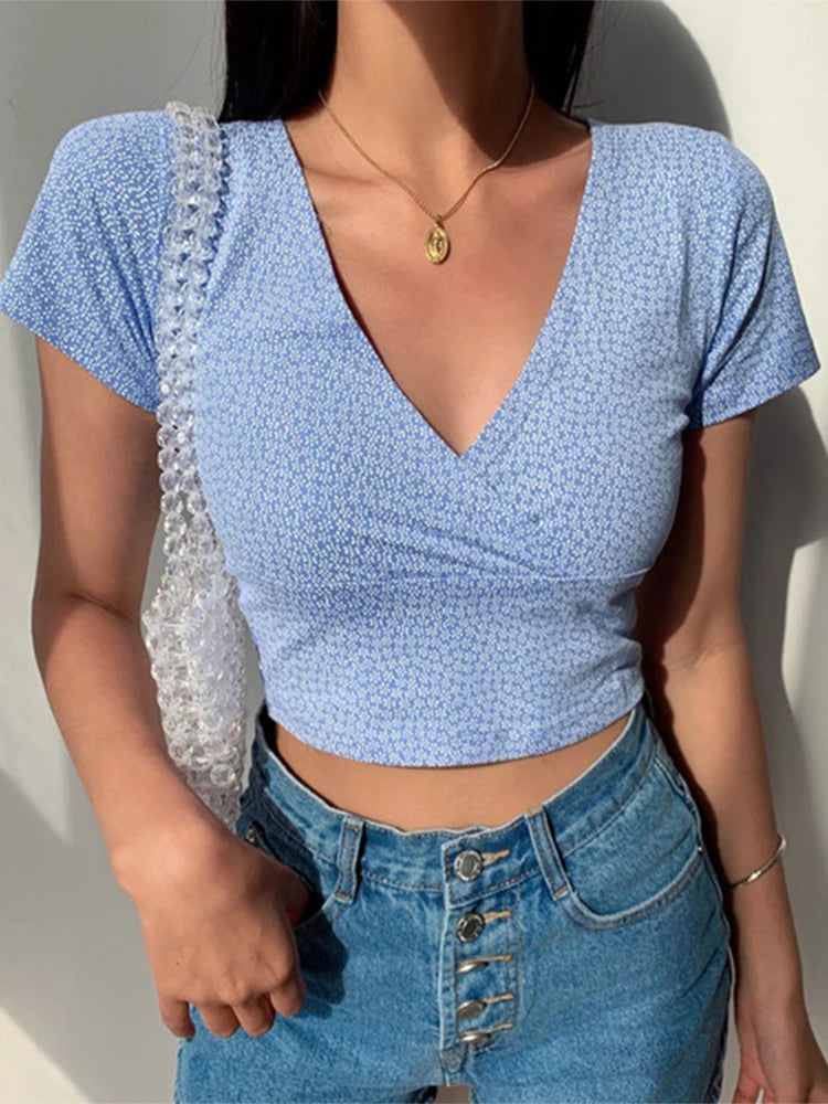 AMY FASHION - French Retro Floral V-neck Slim T-shirt Crop Top