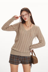 Cable Knit V-Neck Slouchy Slim Base Layer