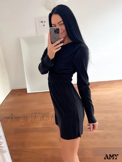 Amy Fashion - 18 Pleated High Waist Eyelet Elegant Dress Black / S