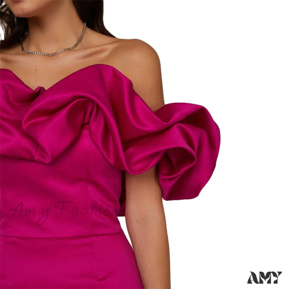 Amy Fashion - Bodycon Solid Color Ruffled Off-Shoulder Dress Rose Red / S