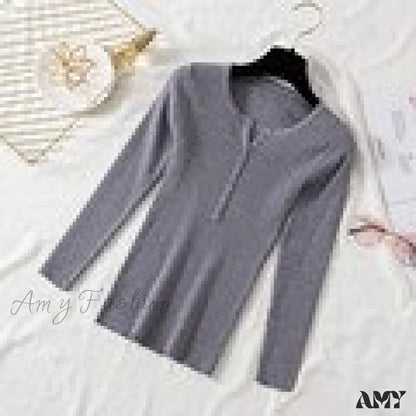 Amy Fashion - Button V Neck Basic Slim Tops Gray / One Size