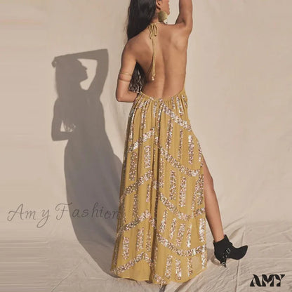 Amy Fashion - Elegant Lace Halter Backless Boho Dress