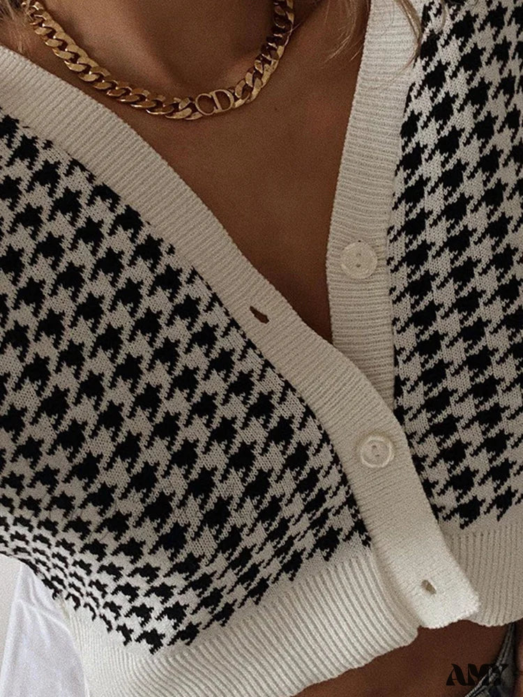 Amy Fashion - Houndstooth Print Vintage Cropped Cardigan