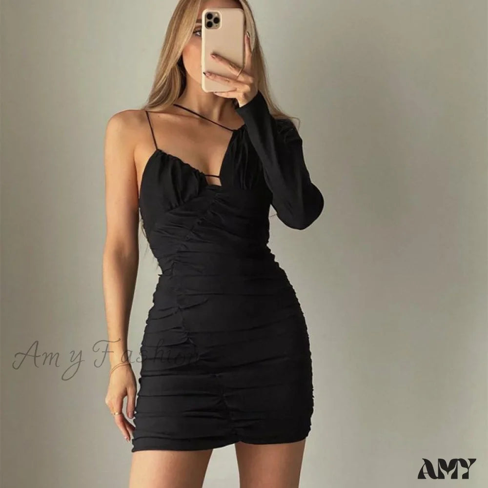 Amy Fashion - Irregular One-Shoulder Long-Sleeved Suspender Dress Black / S