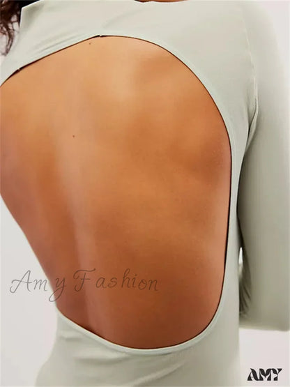 Amy Fashion - Long Sleeve High Neck Backless Slim Fit Solid Color T-Shirts