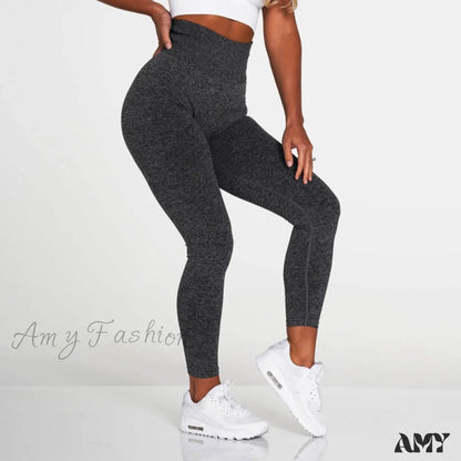 Amy Fashion - New Seamless Scrunch Leggings Black / S