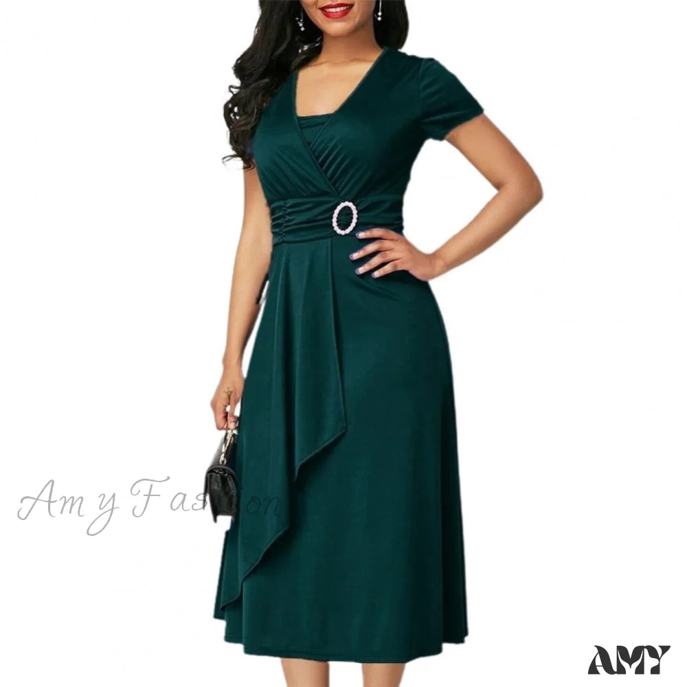 Amy Fashion - Solid Color Large Hem A-Line Dress Atrovirens / M