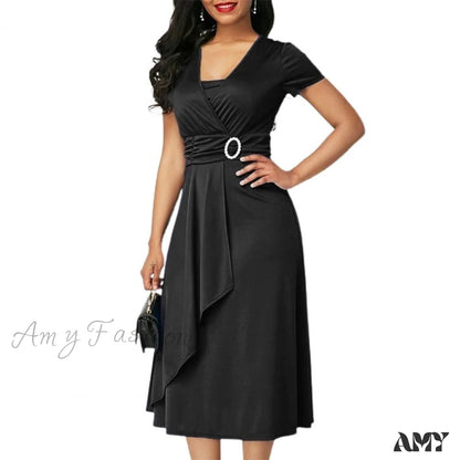 Amy Fashion - Solid Color Large Hem A-Line Dress Black / M