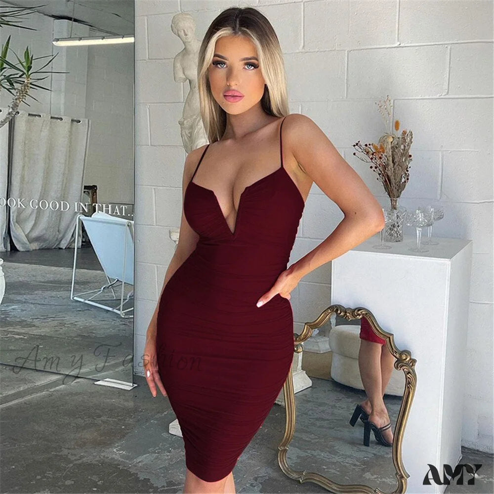 Amy Fashion - Spaghetti Strap Low Cut Sleeveless High Waist Dress Burgundy / S