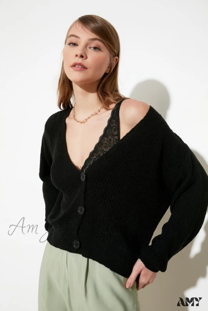 Amy Fashion - Trendyol Button Detail Cardigan