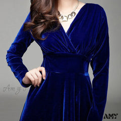 Amy Fashion - V Neck Pleated Velvet Banquet Maxi Dress