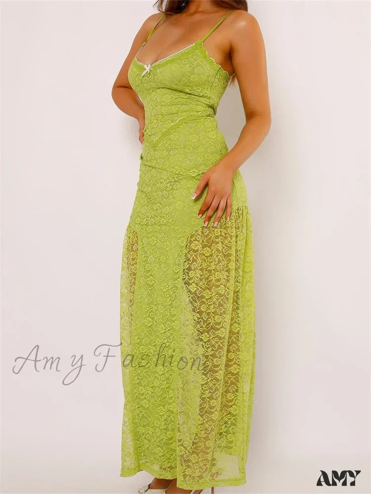 Amy Fashion - Women Lace V-Neck Low Cut Sleeveless Spaghetti Strap Solid Color Bodycon Elegant