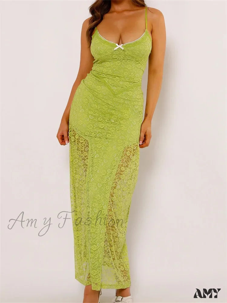 Amy Fashion - Women Lace V-Neck Low Cut Sleeveless Spaghetti Strap Solid Color Bodycon Elegant