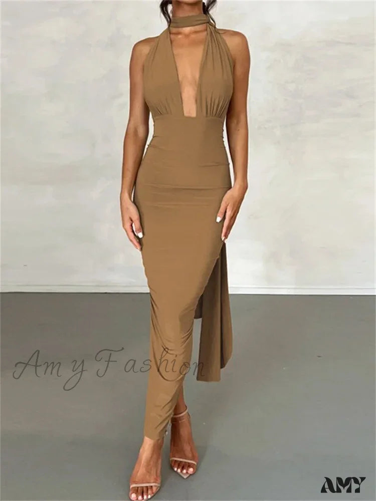 Amy Fashion - Women Sleeveless Strap Solid Color Deep V-Neck Backless High Split Summer Party