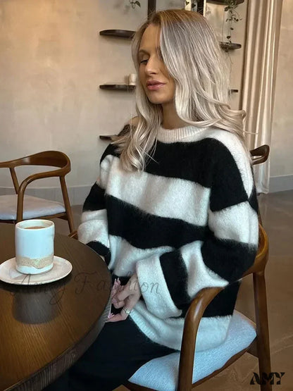 Black White Stripes Loose Casual Round Neck Warm Pullover Sweater Black And White / S