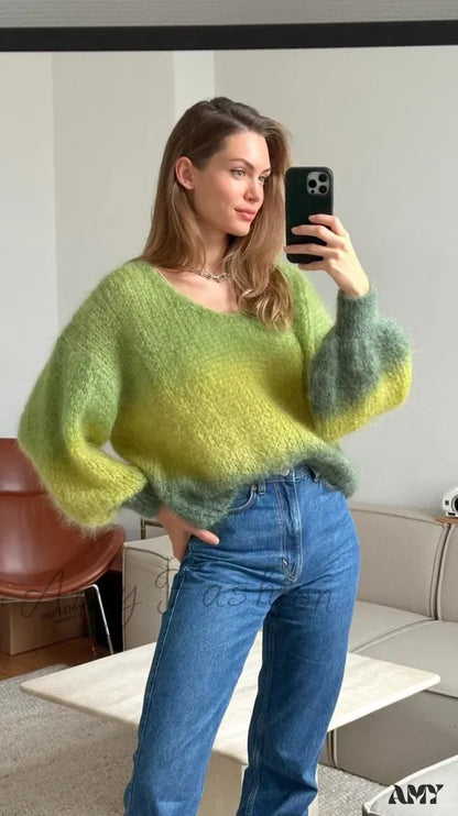 Fashion Gradient Green Loose Knitted Pullover Women Elegant Round Neck Long Sleeve Chic Autumn