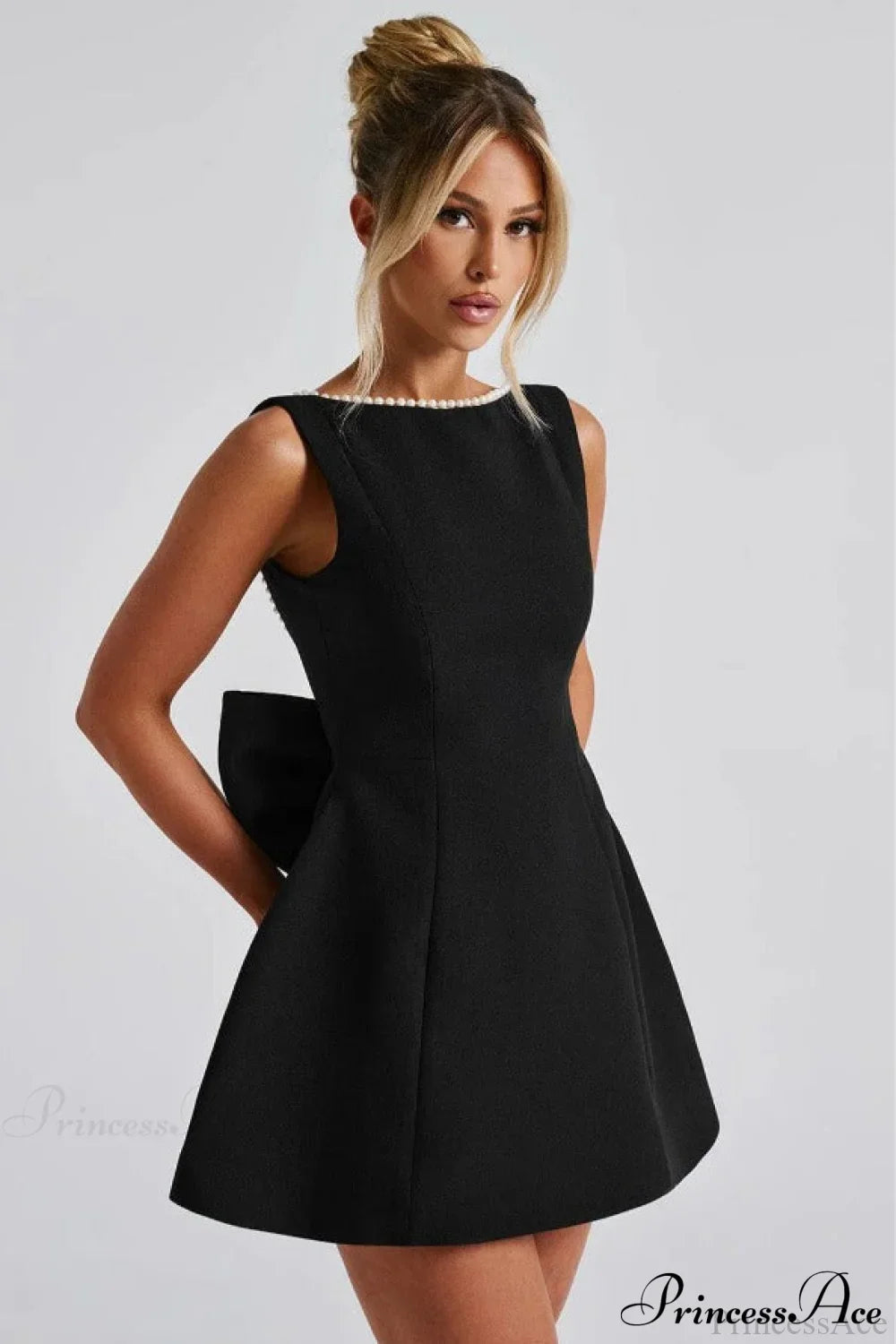 Pearl Bow Open-Back Edgy Short Party Dress Black / S