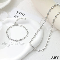 Retro Style Hollow Hot Circle Chain Necklace