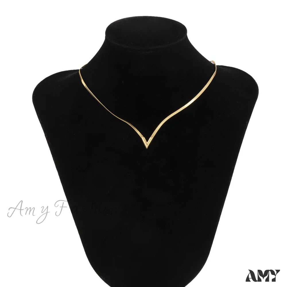 Simple Men’s Jewelry Creative V-Shaped Necklace Gold-Color / 47Cm