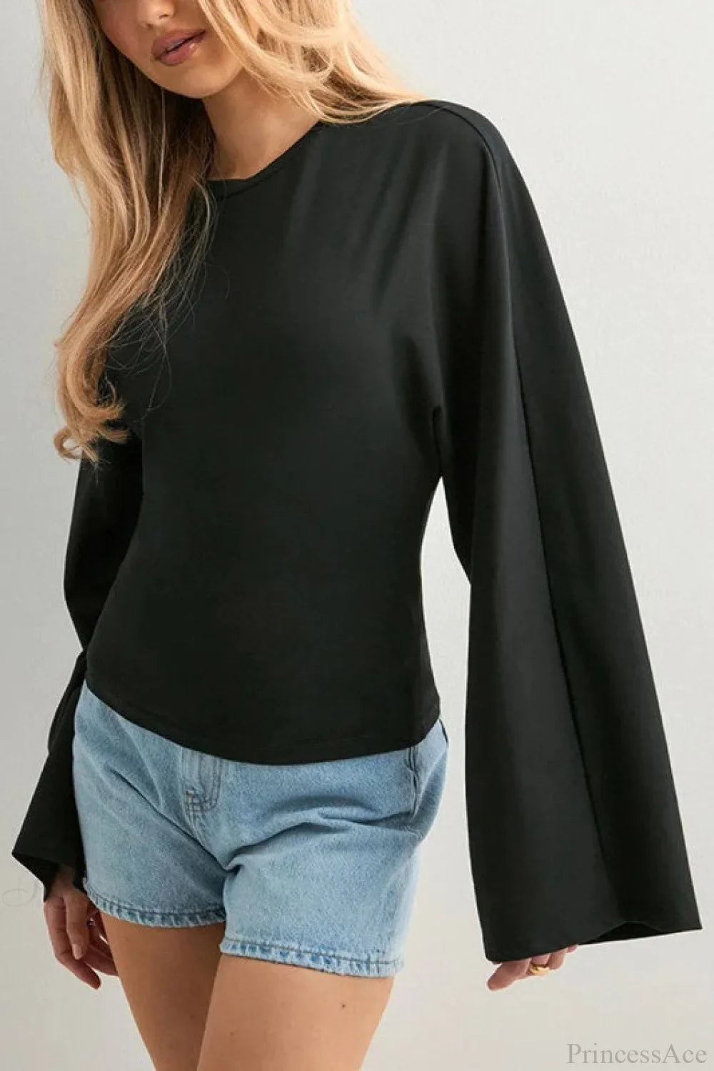Solid Crew Neck Wide Sleeve Waist Cinched Long Sleeve Tee Black / XS