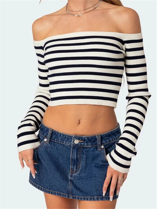 Amy Fashion - Long Sleeve Off-shoulder Striped  Exposed Navel T-Shirts