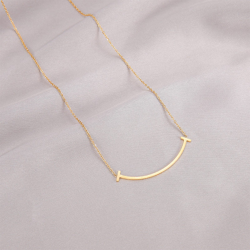 Designable Unique Smile Line Necklaces